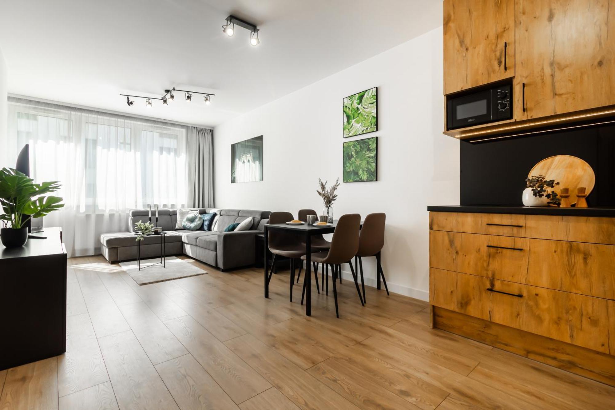 Apartament Near Sky Tower Free Parking For 2 Cars Wroclaw Exterior photo